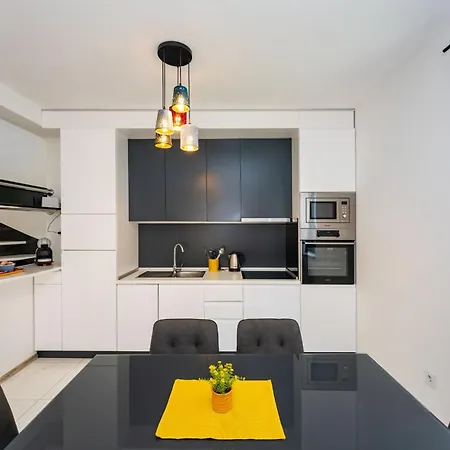 Villa Essenza Mare In With Private Pool & Pet Friendly - Only 650 Meters From The Vodice