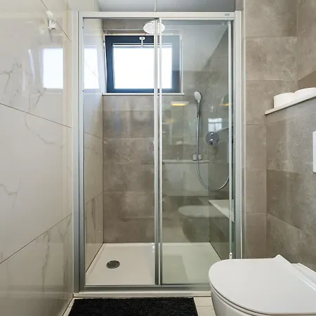 Essenza Mare In With Private Pool & Pet Friendly - Only 650 Meters From The Vodice