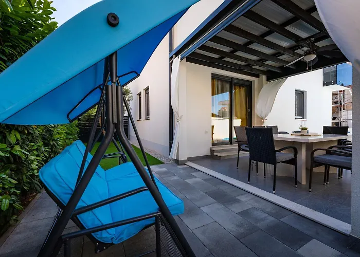 Essenza Mare In With Private Pool & Pet Friendly - Only 650 Meters From The 别墅 沃迪切