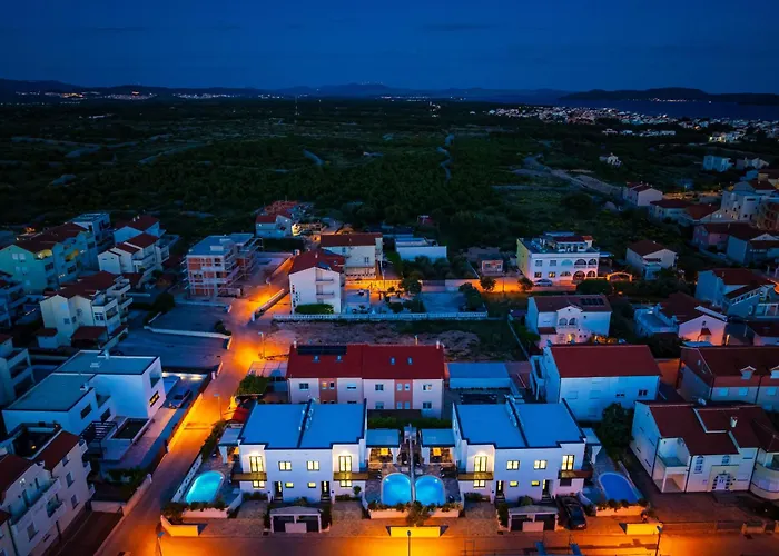 Essenza Mare In With Private Pool & Pet Friendly - Only 650 Meters From The *