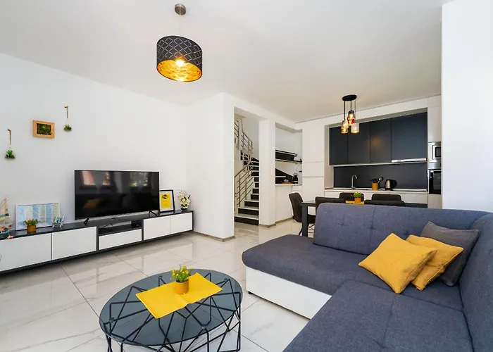 Essenza Mare In With Private Pool & Pet Friendly - Only 650 Meters From The * 沃迪切