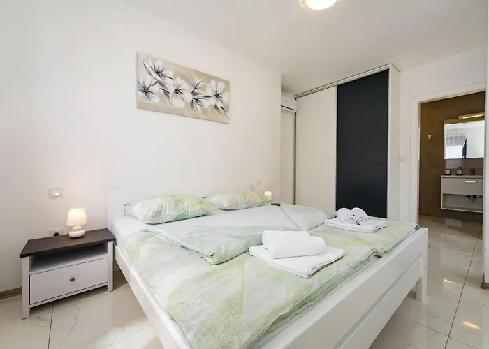 Essenza Mare In With Private Pool & Pet Friendly - Only 650 Meters From The Villa